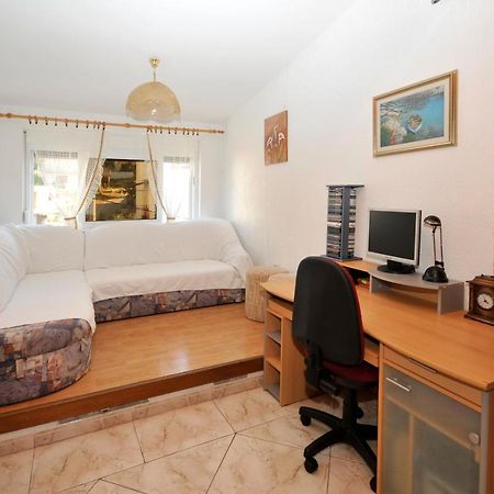 Apartman Elena Трогир Екстериор снимка