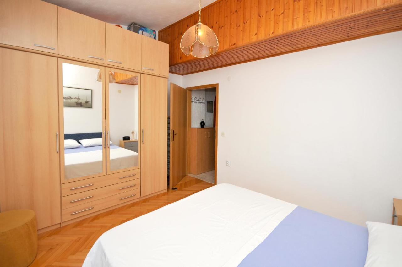 Apartman Elena Трогир Екстериор снимка